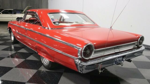 Ford Galaxie 1963 image number 33