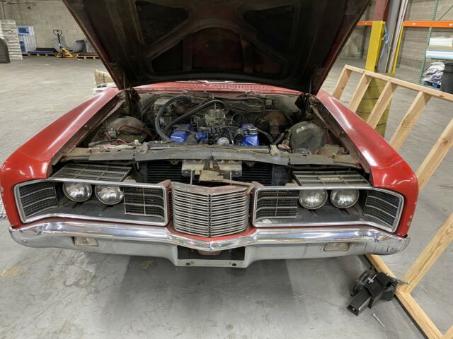 Ford Galaxie 500 1970 image number 12