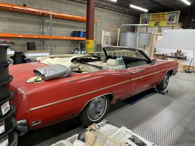 Ford Galaxie 500 1970 image number 9
