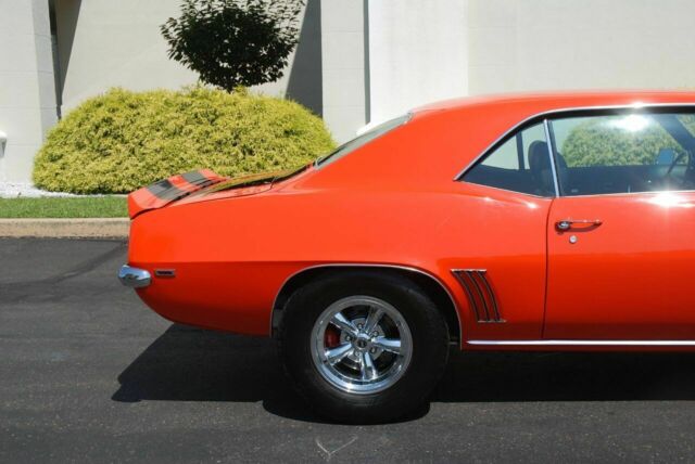 Chevrolet Camaro 1969 image number 9
