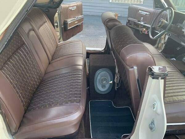 Lincoln Continental 1967 image number 41