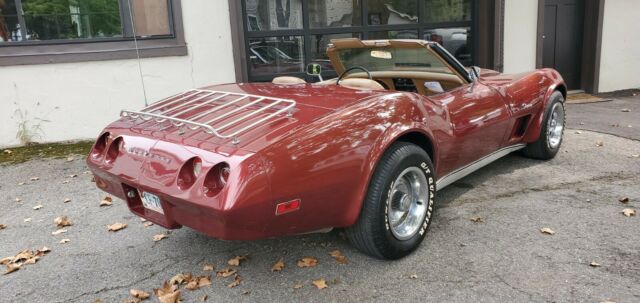 Chevrolet Corvette 1974 image number 29