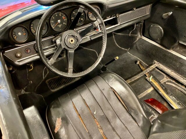 Porsche 911 1971 image number 33