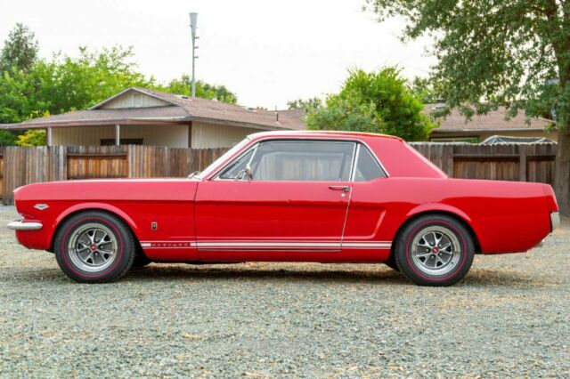 Ford Mustang 1966 image number 36