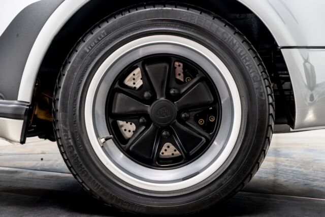 Porsche 911 1979 image number 33