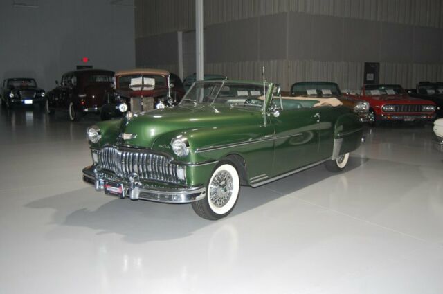 DeSoto Custom Convertible Coupe 1949 image number 0