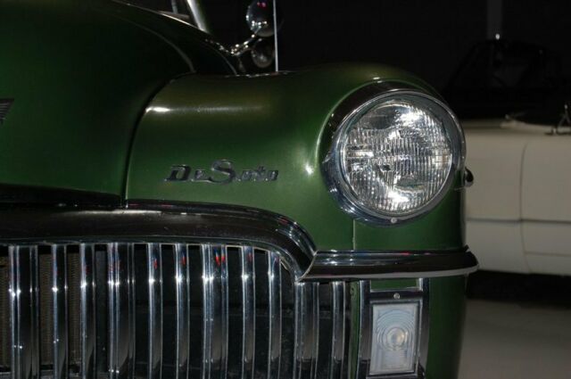 DeSoto Custom Convertible Coupe 1949 image number 19
