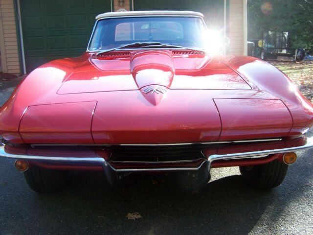 Chevrolet Corvette 1965 image number 15