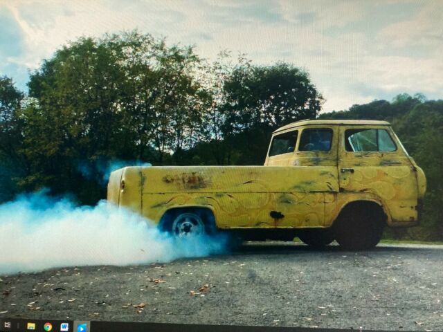 Ford E-Series Van 1961 image number 12