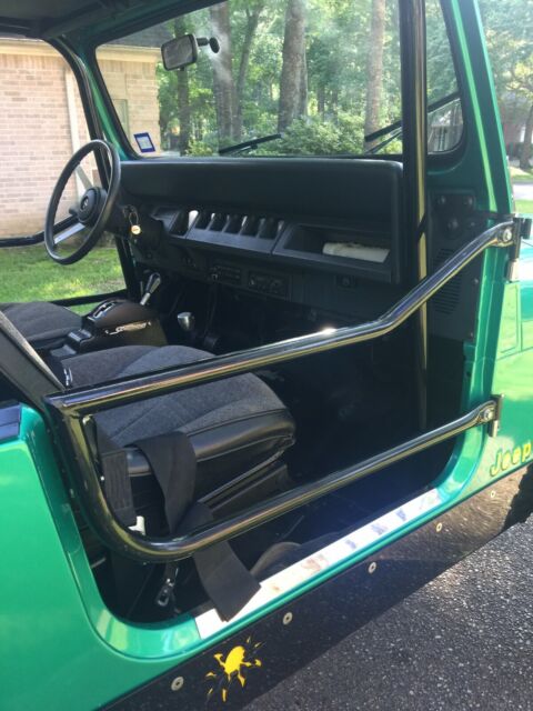 Jeep Wrangler 1973 image number 40