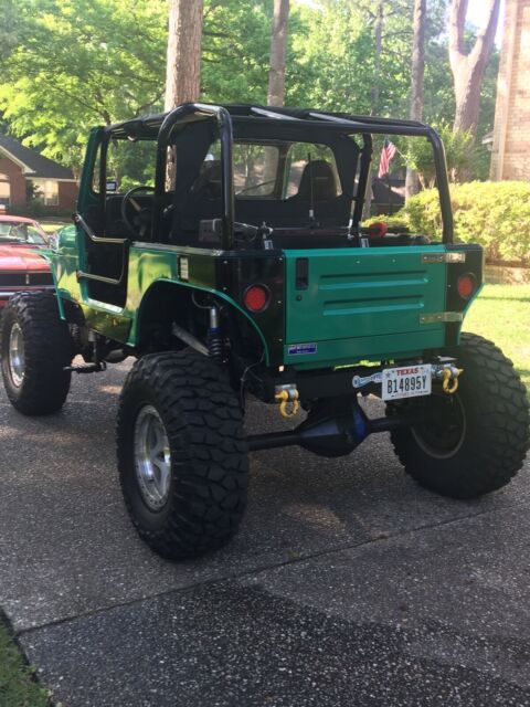 Jeep Wrangler 1973 image number 9