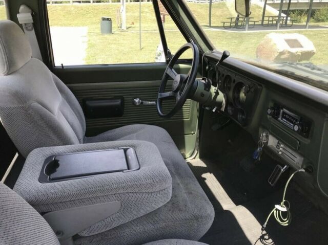 Chevrolet C-10 1970 image number 13