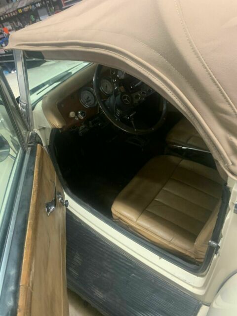 Mercedes-Benz marlene 1936 image number 11