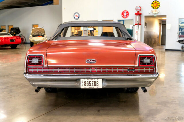 Ford Galaxie 1969 image number 12