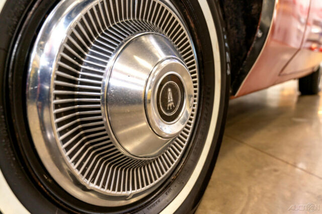 Ford Galaxie 1969 image number 19