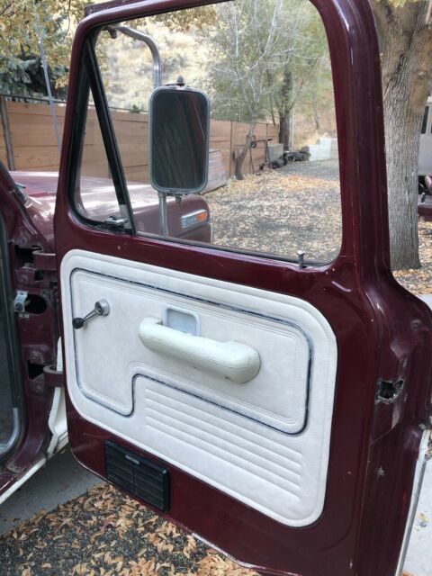 Ford F-250 1972 image number 1