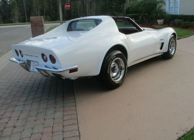 Chevrolet Corvette 1973 image number 25