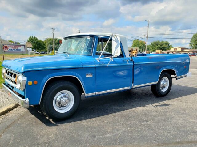 Dodge D/W Series 1969 image number 19