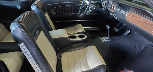 Ford Mustang 1965 image number 34