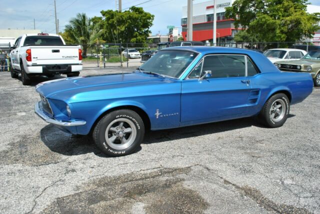 Ford Mustang 1967 image number 22
