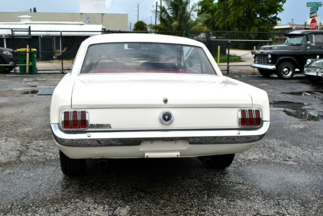 Ford Mustang 1965 image number 5