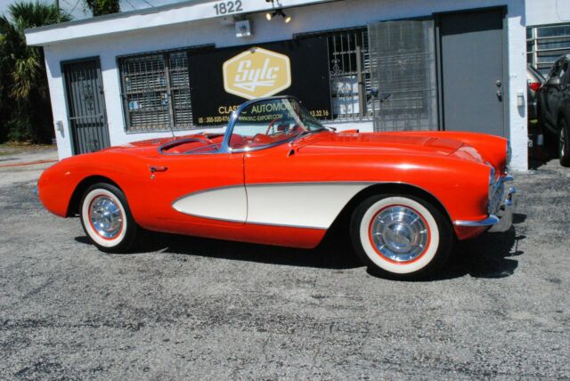 Chevrolet Corvette 1956 image number 17