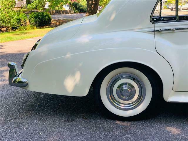Bentley Continental S1 1957 image number 34