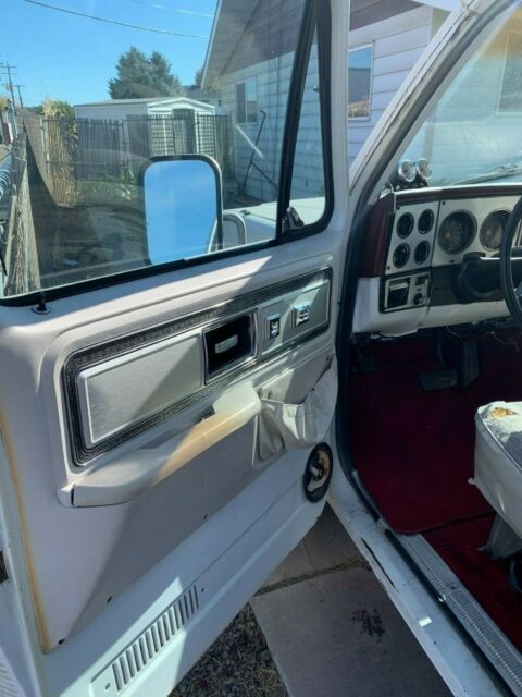 GMC Jimmy 1979 image number 7