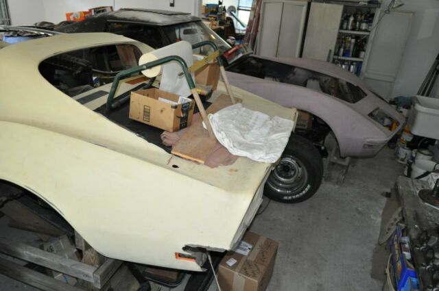 Chevrolet Corvette 1969 image number 4