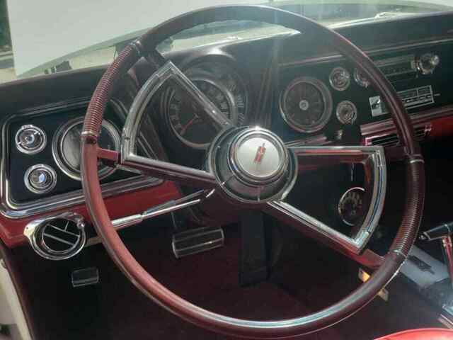 Oldsmobile Starfire 1966 image number 37
