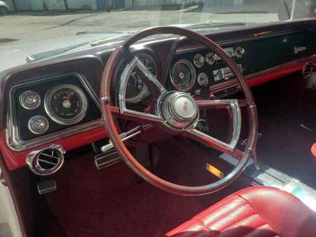 Oldsmobile Starfire 1966 image number 40