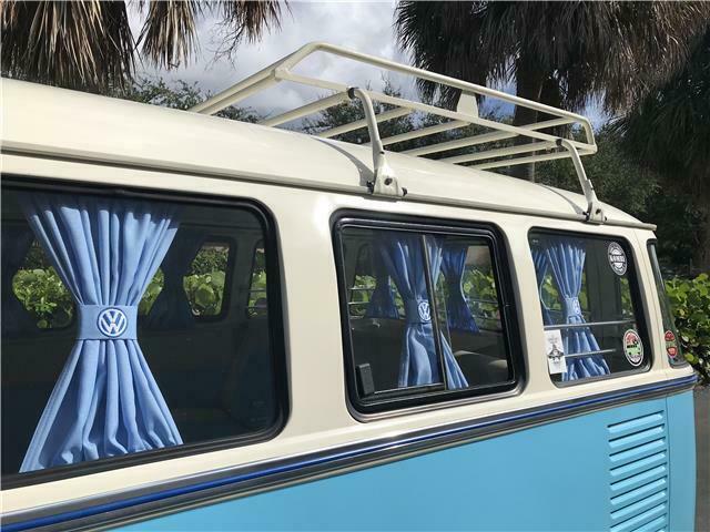 Volkswagen Bus/Vanagon 1974 image number 4