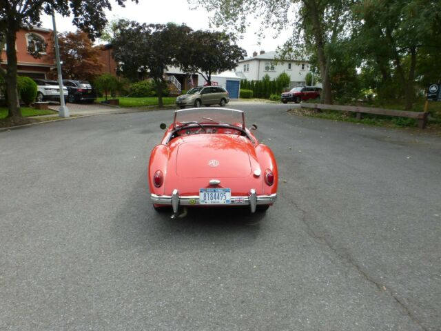 MG MGA 1957 image number 2