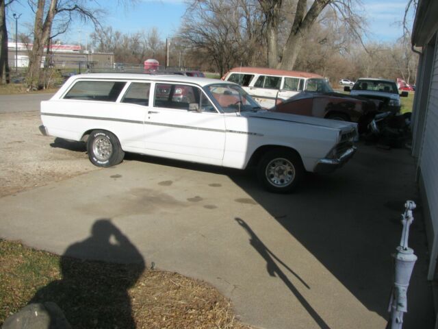 Ford Fairlane 1967 image number 0