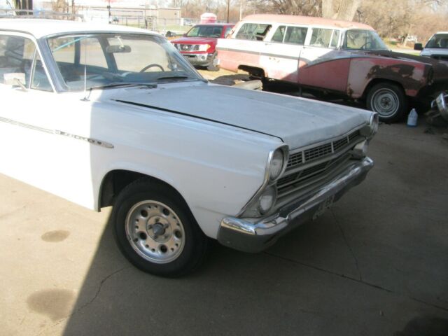 Ford Fairlane 1967 image number 1