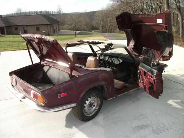 Triumph Spitfire 1972 image number 21