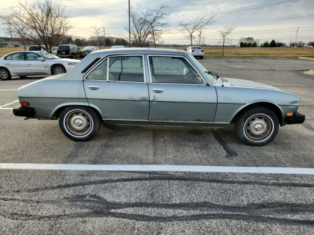 Peugeot 504 1976 image number 13