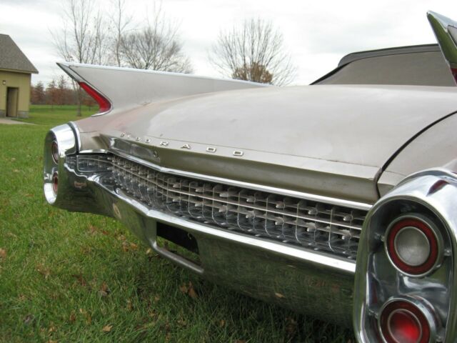 Cadillac Eldorado 1960 image number 4