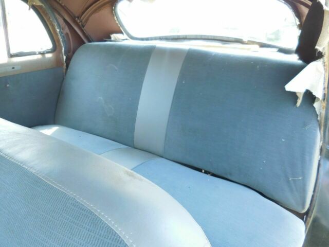 Ford Deluxe 1950 image number 7