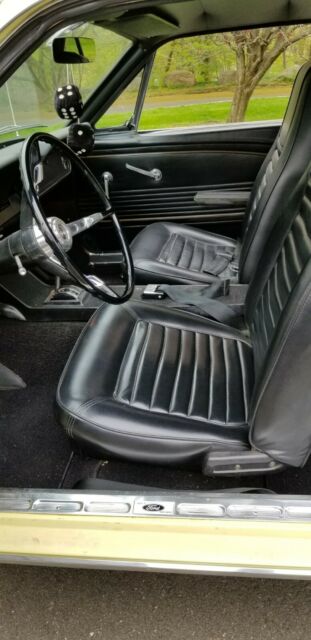 Ford Mustang 1966 image number 9