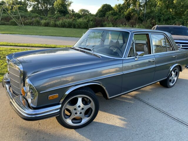 Mercedes-Benz 280 S 1969 image number 7