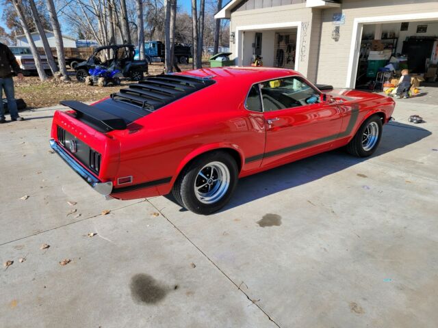 Ford Mustang 1970 image number 16