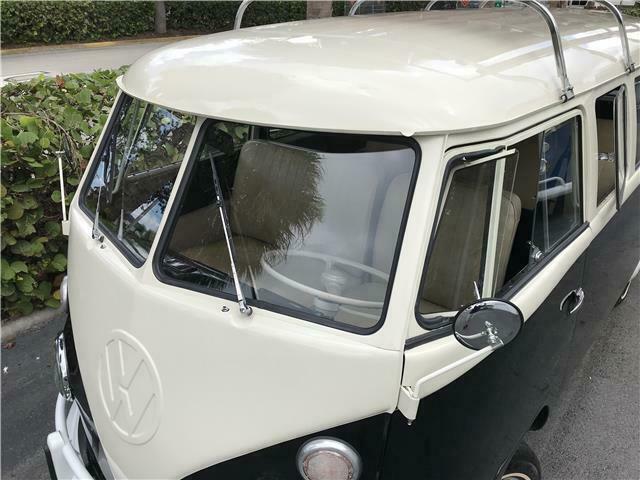 Volkswagen Bus/Vanagon 1974 image number 13