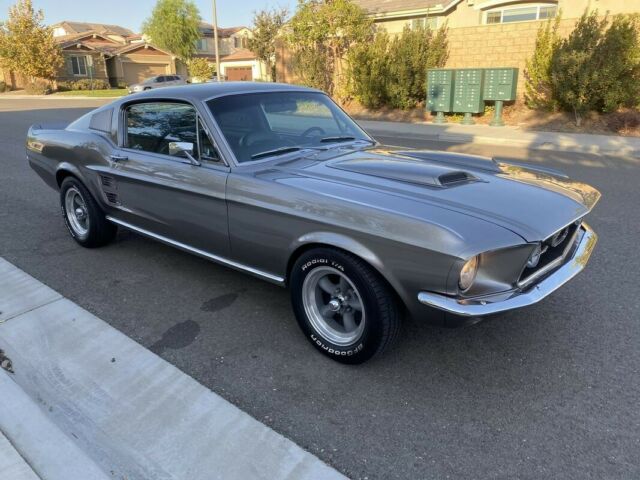 Ford Mustang 1967 image number 7
