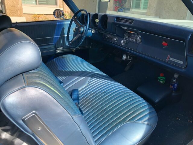 Oldsmobile Cutlass 1969 image number 4