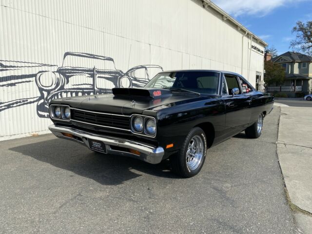 Plymouth Road Runner 1969 image number 0