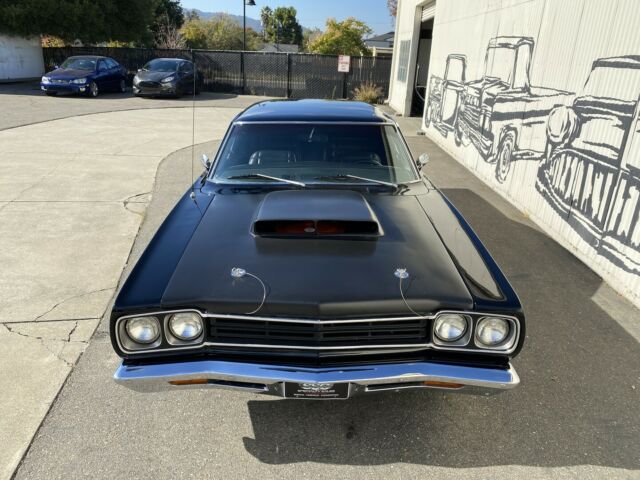 Plymouth Road Runner 1969 image number 42