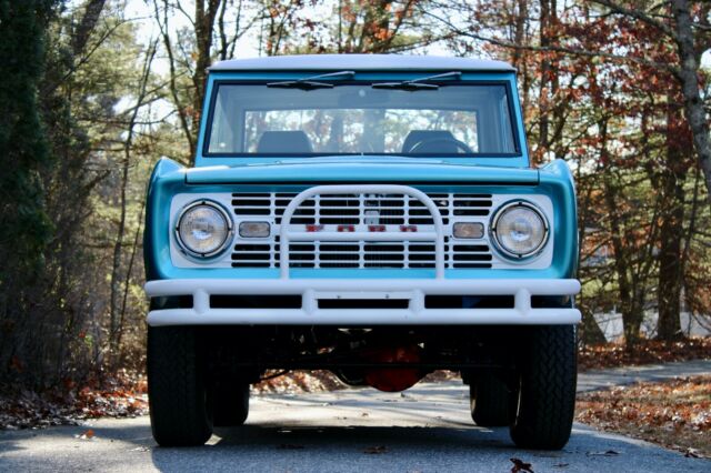 Ford Bronco 1966 image number 24