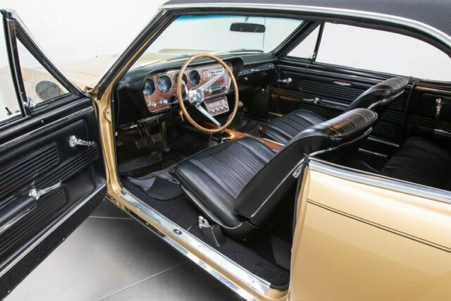 Pontiac GTO 1967 image number 2