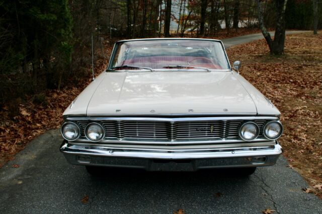 Ford Galaxie 1964 image number 25